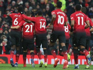 manchester-united-celebrate-vs-brighton